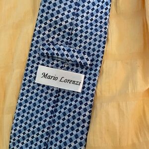 Mario Lorenzo Blue‎ and silver tie Men’s like new!